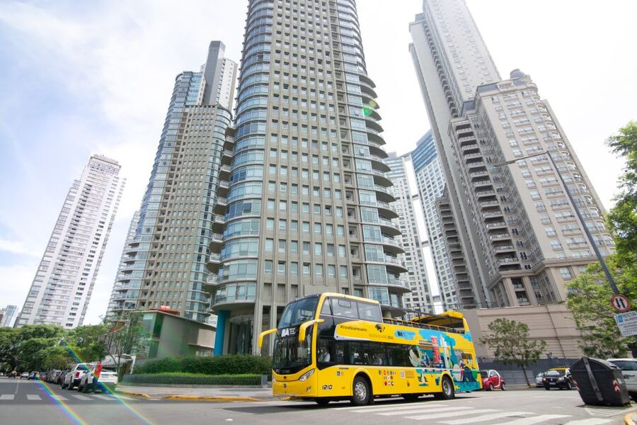 Buenos Aires Hop-On Hop-Off Bus and Exclusive Benefits - Recoleta and Puerto Madero: architecture and different moods