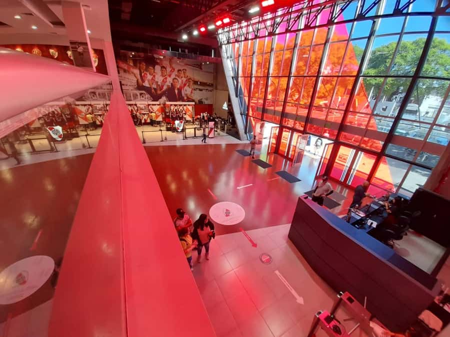 Buenos Aires: Hop-On Hop-Off Bus and Football Museums - Key Points You Should Know Before You Ride