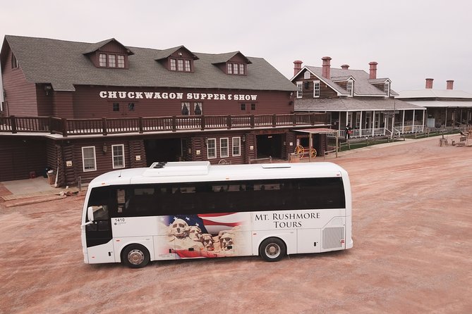 Bus Tour of Mount Rushmore and the Black Hills - Morning Mount Rushmore: the east-facing monument timing