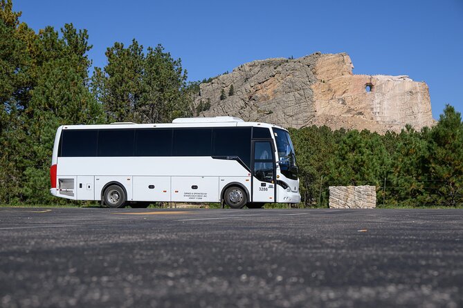 Bus Tour of Mount Rushmore and the Black Hills - Guides and the humor factor (how it affects your day)
