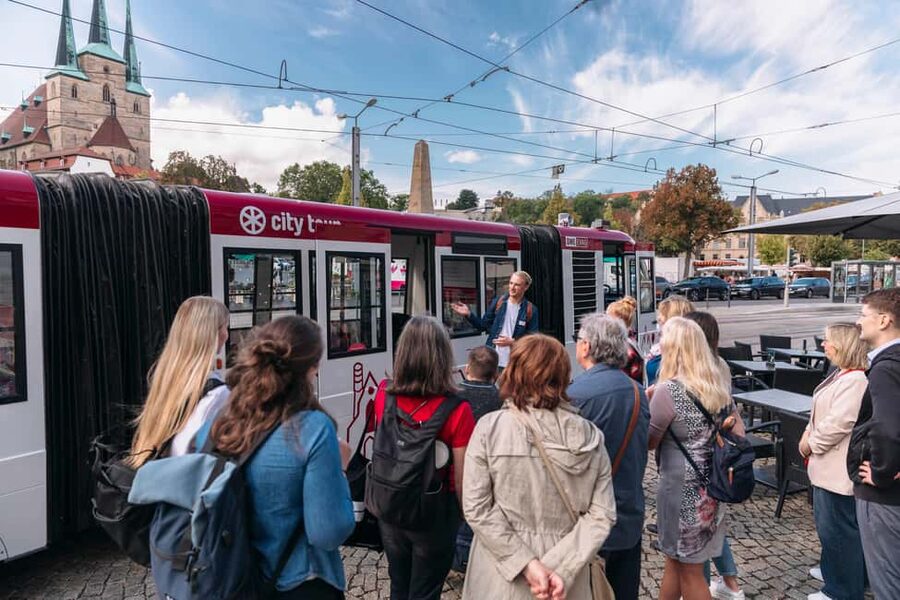 Bus tour through Erfurt's old town - Getting on the Altstadt-Express near Domplatz-Süd