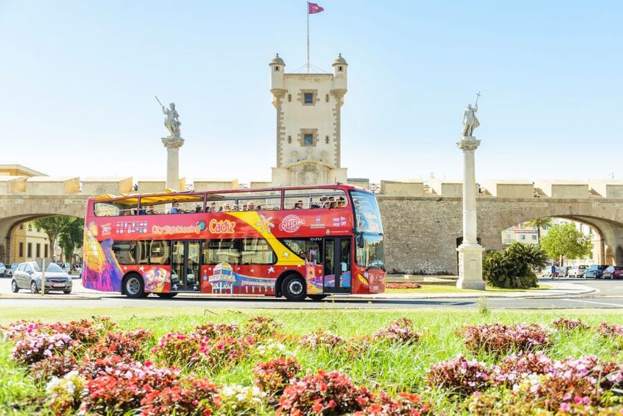 Cadiz: City Sightseeing Hop-On Hop-Off Bus Tour - Historic Cádiz Stops: Cathedral, City Gates, and Plaza de España