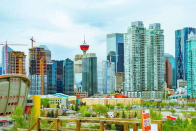Calgary: 3-Hour Sightseeing Bus Tour - Downtown Calgary, City Hall, and Olympic Plaza from the bus
