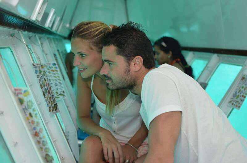 Cancún: Hop-on Hop-off Bus Tour with Submarine Trip - Stop timing and how to avoid the most common hiccups