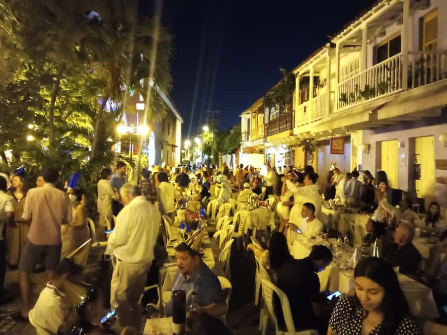 Cartagena: Party Bus Tour In Cartagena - Price and value: is $20 worth it?