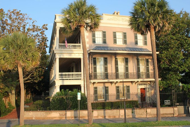 Charleston City Sightseeing Bus Tour - The Battery and White Point Gardens: A 6-Acre Pause for City Views