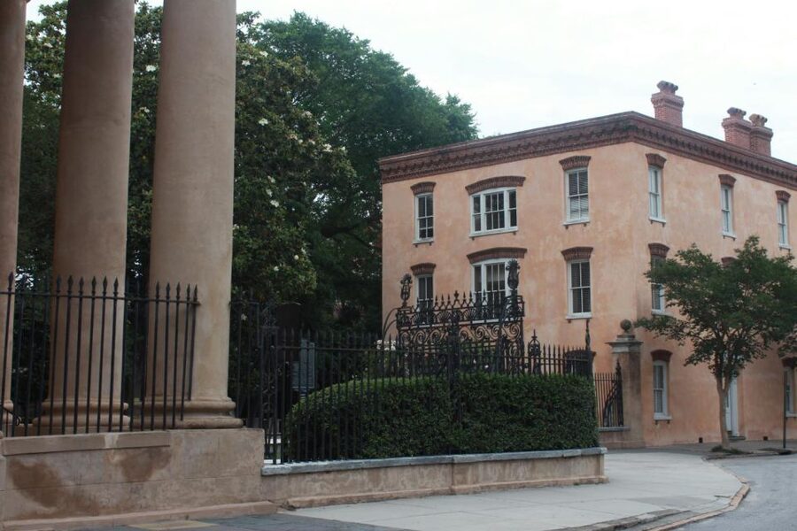 Charleston: Historic City Highlights Guided Bus Tour - First Class Seat to the Big Picture: Meeting and the 90-Minute Format
