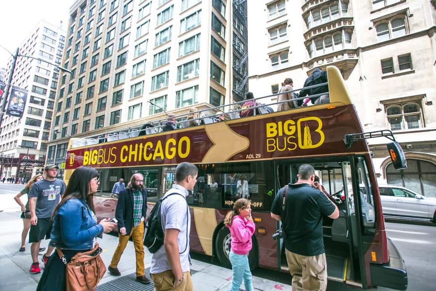 Chicago: Architecture River Tour and Hop-on Hop-off Bus Tour - Big Bus Route Highlights Near the Things You Actually Want to Do