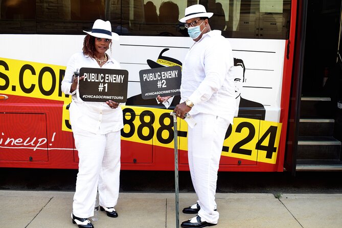 Chicago Crime and Mob Bus Tour - Boarding at 163 E Pearson: How the Tour Starts