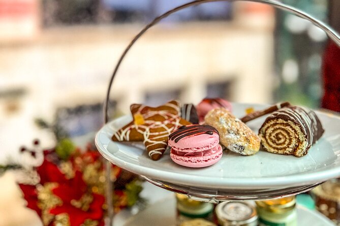 Christmas Lights Afternoon Tea Bus Tour - Regent Street at Night: A Famous Road With a Real Reason to Be There