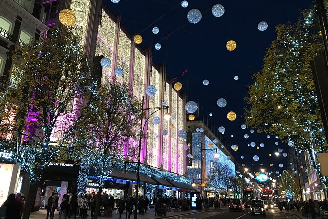 Christmas Lights Open-Top Bus Tour - The Christmas tree stop and the “most recognisable sight” moment