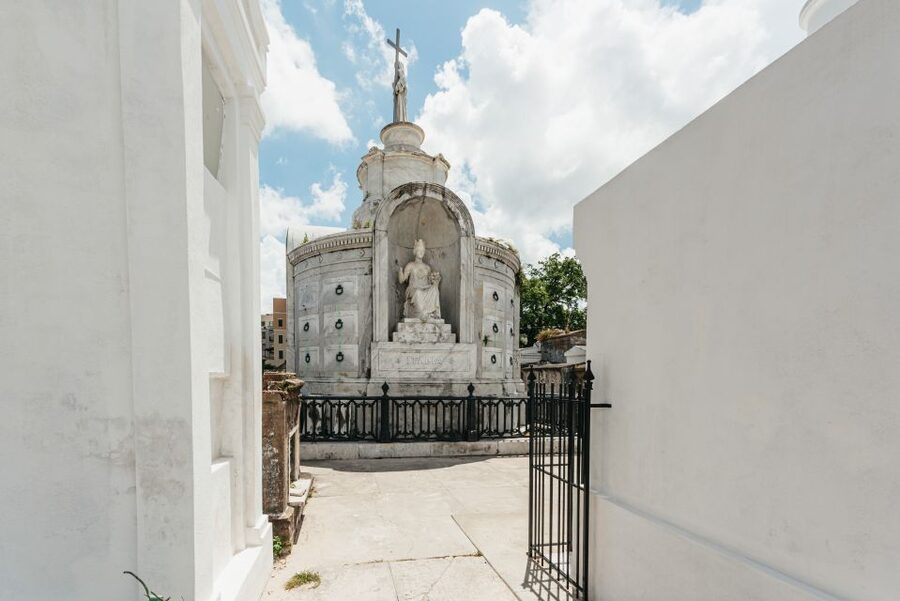 City Sightseeing New Orleans HOHO Bus Tour & Bookable Extras - Neighborhood Hops: Tremé, Treme Streets, and Music-Lane Vibes