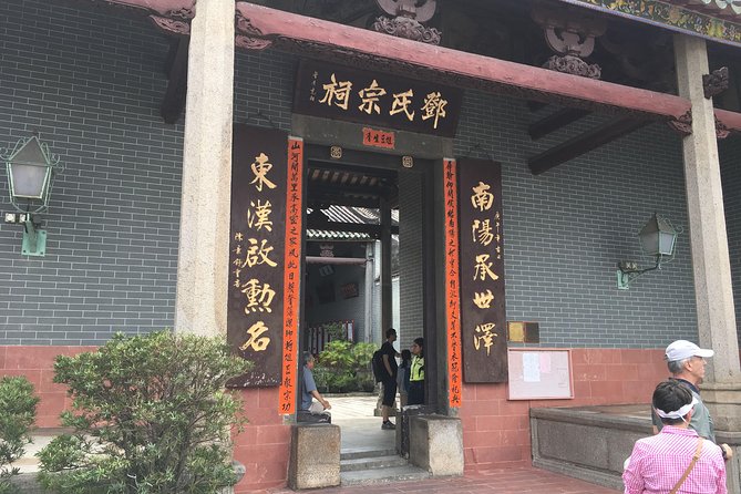 Coach Tour: Hong Kong Heritage Discovery - Getting picked up between 7:50 and 8:35: what that convenience really buys you