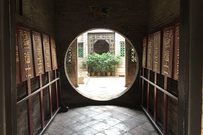 Coach Tour: Hong Kong Heritage Discovery - Tsui Sing Lau Pagoda: Hong Kong’s exam-success symbol