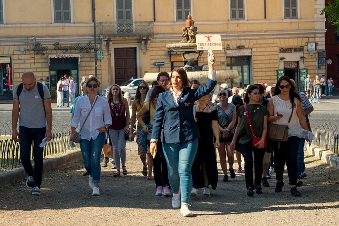 Colosseum, Roman Forum Experience and Hop On Hop Off Bus Tour - Big Bus hop-on hop-off: smart panoramic breaks between the big ruins