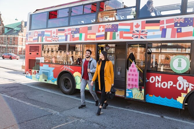 Copenhagen Hop-on Hop-Off Bus with Boat Option - Using apps and spotting the right bus (because the red buses look alike)