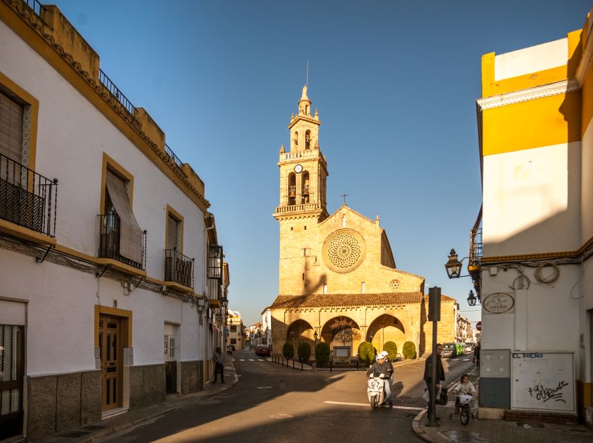 Córdoba: City Sightseeing Hop-On Hop-Off Bus Tour - Palaces and Parks: Why Two Different Stops Can Tell Different Stories