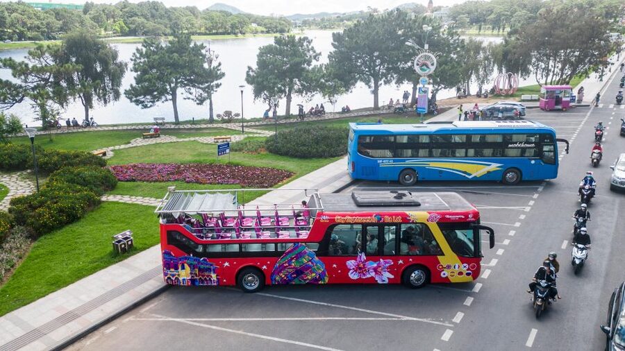 Da Lat: City Sightseeing Hop-On Hop-Off Bus Tour - Onboard audio, headphones, and free Wi-Fi: what you get beyond the route