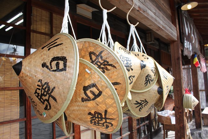 [Day trip bus tour from Kanazawa Station] Weekend only! World Heritage Shirakawago Day Bus Tour - Stop 2: Shirakawa-go historic village stroll (with lunch built in)
