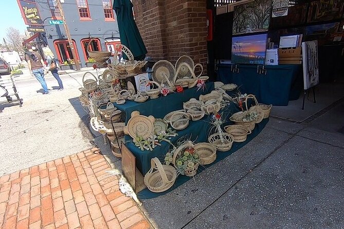 Day Trip to Charleston#5: Bus Tour,Boone Hall, City Market, Lunch - Stop 1: Charleston Historic District by air-conditioned bus, then 2 hours on your own