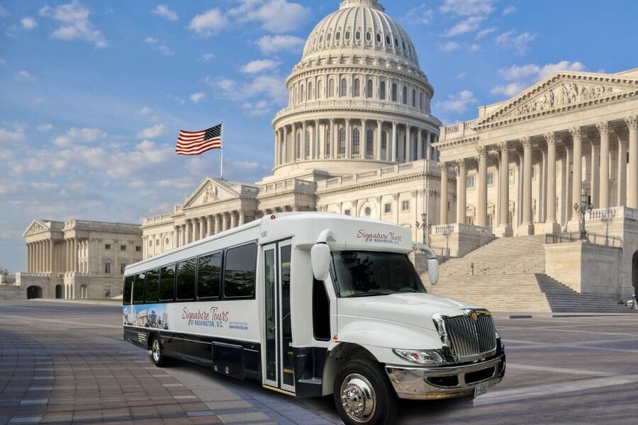 DC Bus Tour with Optional Washington Monument or Air & Space - Live Guide Momentum: Short Stories That Make Stops Click