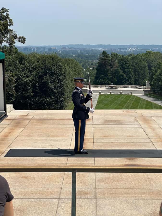 DC: Hop-On Hop-Off with 17 Stops plus Arlington Walking Tour - The payoff beyond the bus: Oval Office photo and free bike time