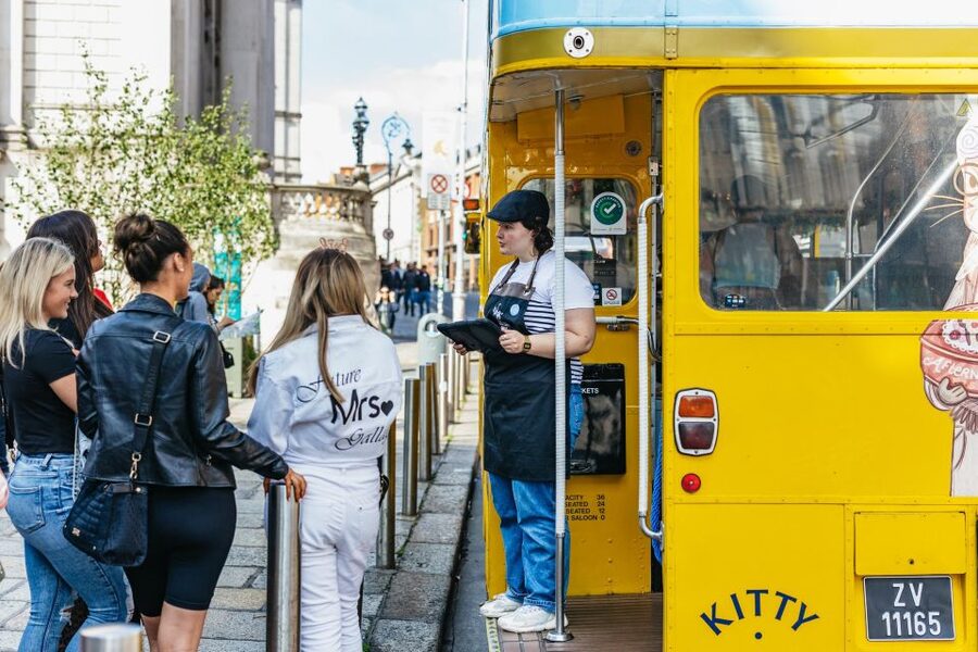 Dublin: Afternoon Tea Vintage Bus Tour - Key things I’d look for