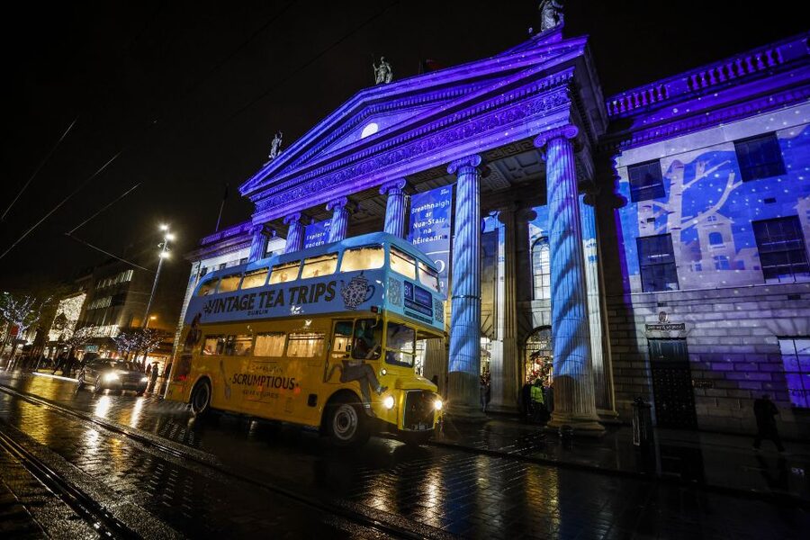 Dublin: Christmas Lights Festive Bus Tour with Afternoon Tea - Key Things You’ll Notice on This Dublin Christmas Lights Tea Tour
