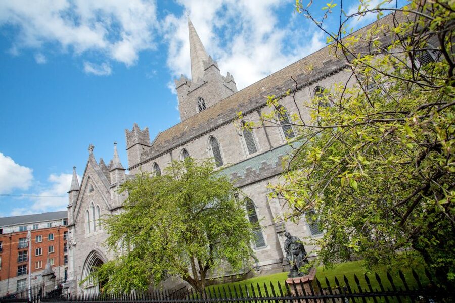 Dublin: Hop-on Hop-off Bus Tour - National Gallery, National History Museum, and the Merrion Square museum stretch