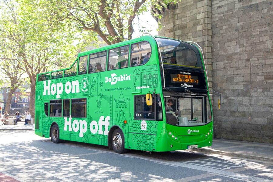 Dublin: Hop-on Hop-off Bus Tour - Stephen’s Green picnic time, then straight to Grafton Street