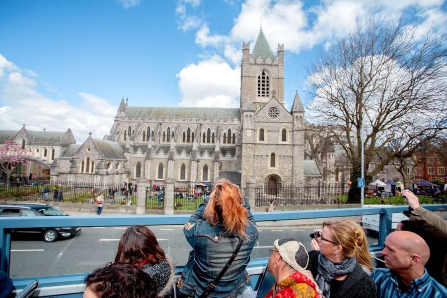 Dublin: Hop-on Hop-off Bus Tour - Dublin Castle and Chester Beatty: great for a structured afternoon
