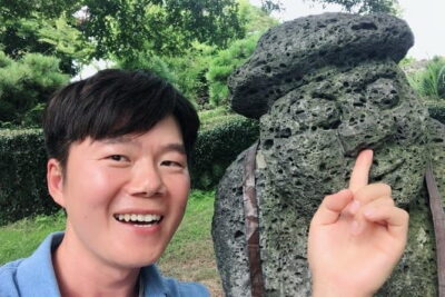 East of Jeju island Bus Tour from Seogwipo city, Jeju island - Seongeup Folk Village: living tradition and an easy first win
