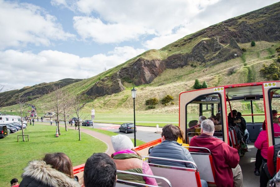 Edinburgh: Hop-On Hop-Off Bus Pass with 3 City Tours - City Sightseeing Tour: Princes Street to Holyrood and the big story beats