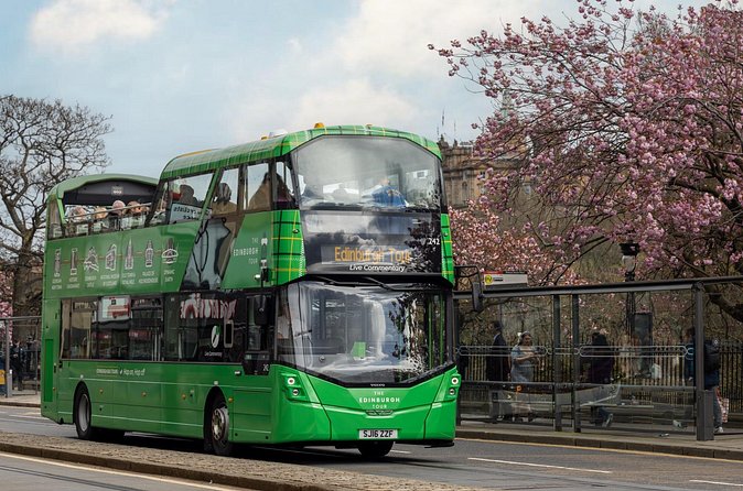 Edinburgh Hop-on Hop-off City Tour with Live Guide - Extra Options: Upgrading for More Bus Coverage