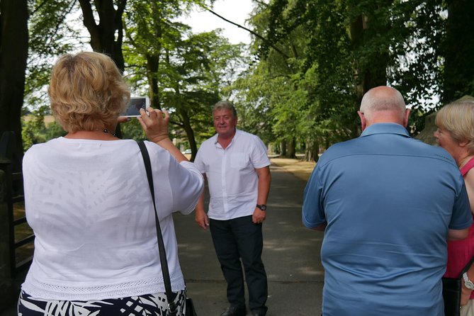 Emmerdale Classic Locations Bus Tour from Leeds - Quick Facts: Price, Timing, and What’s Included