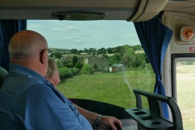 Emmerdale Classic Locations Bus Tour from Leeds - Meeting at Swinegate in Leeds: Getting Set Without Stress