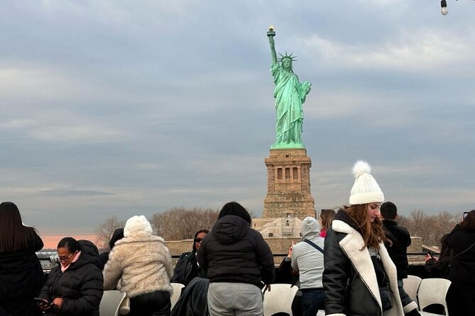 Express Sightseeing Bus Tour with Statue of Liberty Cruise Combo - Wall Street, memorial views, and the old place of worship