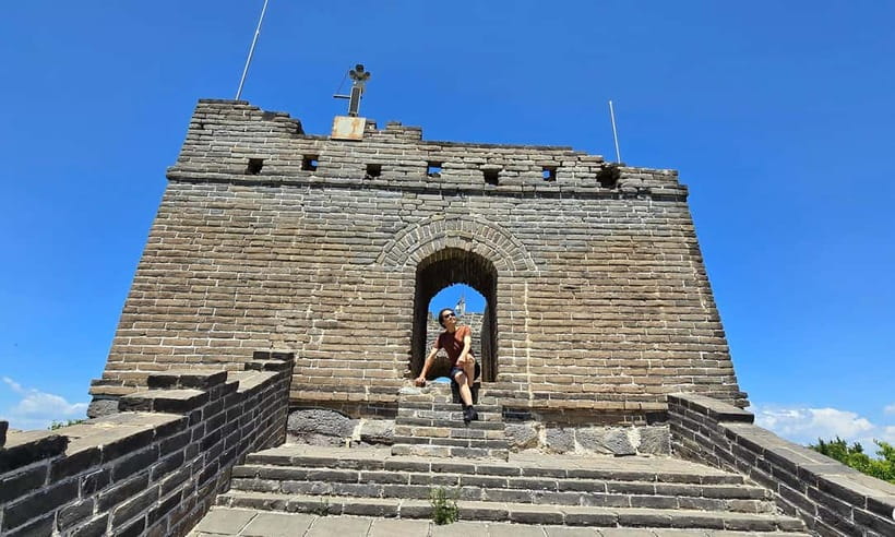 From Beijing: Two Badaling Great Wall Bus Tour w Tickets - Key things that make this tour work