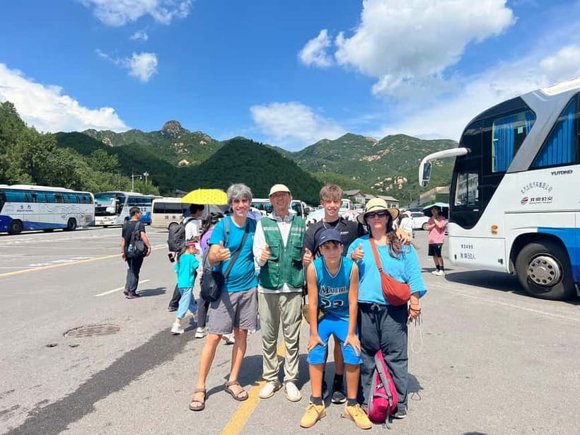 From Beijing: Two Badaling Great Wall Bus Tour w Tickets - A low-stress route from Beijing to Badaling