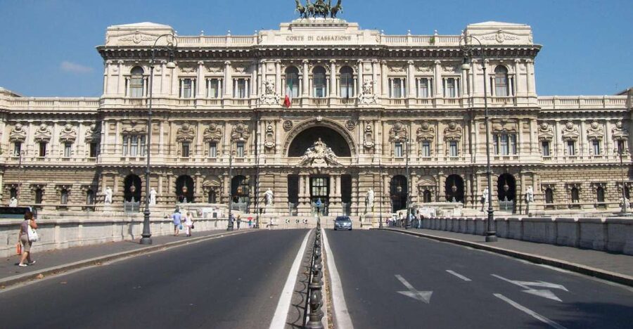 From Civitavecchia: Full-Day Panoramic Bus Tour of Rome - St. Peter’s Basilica Exterior, Castel Sant’Angelo, and Bernini’s Square