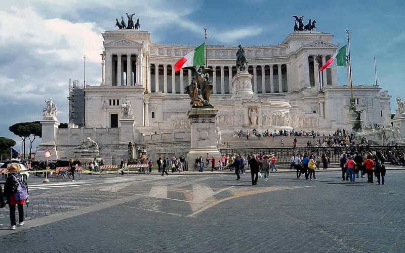 From Civitavecchia: Hop-On Hop-Off Rome Tour & Bus Transfer - Comfort Details That Matter on a Cruise Day