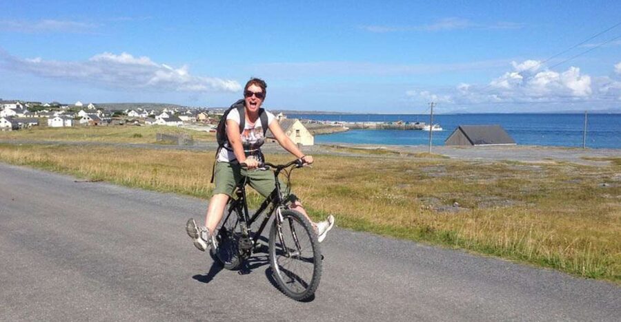 From Doolin: Day Trip to Inisheer with Bike or Bus Tour - Quick Hits Before You Go