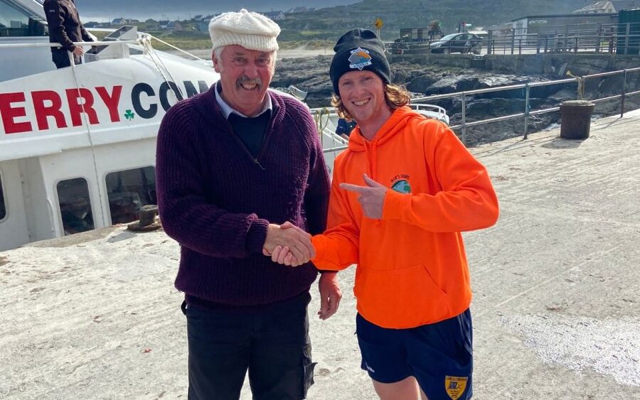 From Doolin: Day Trip to Inisheer with Bike or Bus Tour - Your Free Time: Pub Pint, Shopping, and Quiet Beach Moments
