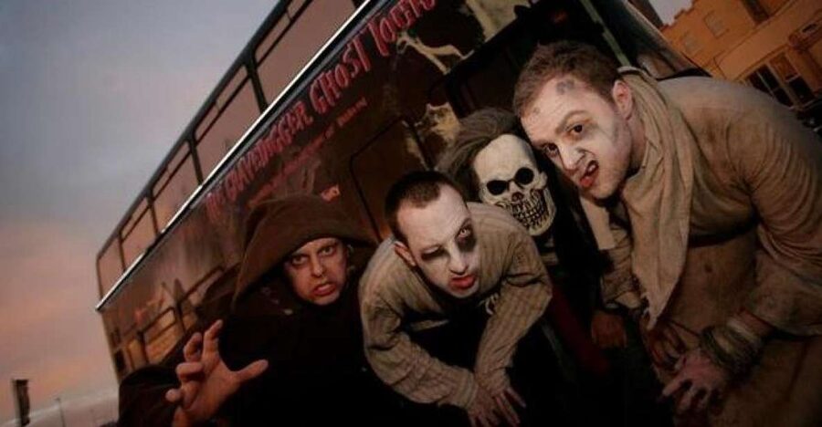 From Dublin: Gravedigger Ghost Bus Tour - A 4D bus makes Dublin’s dark stories feel immediate