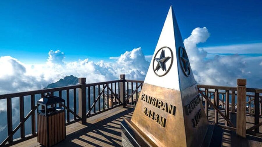 From Hanoi: 2-Day Sapa Limo Bus Tour & Fansipan Peak Visit - Day 1: Hanoi to Sapa, then Muong Hoa and Lao Chai–Ta Van