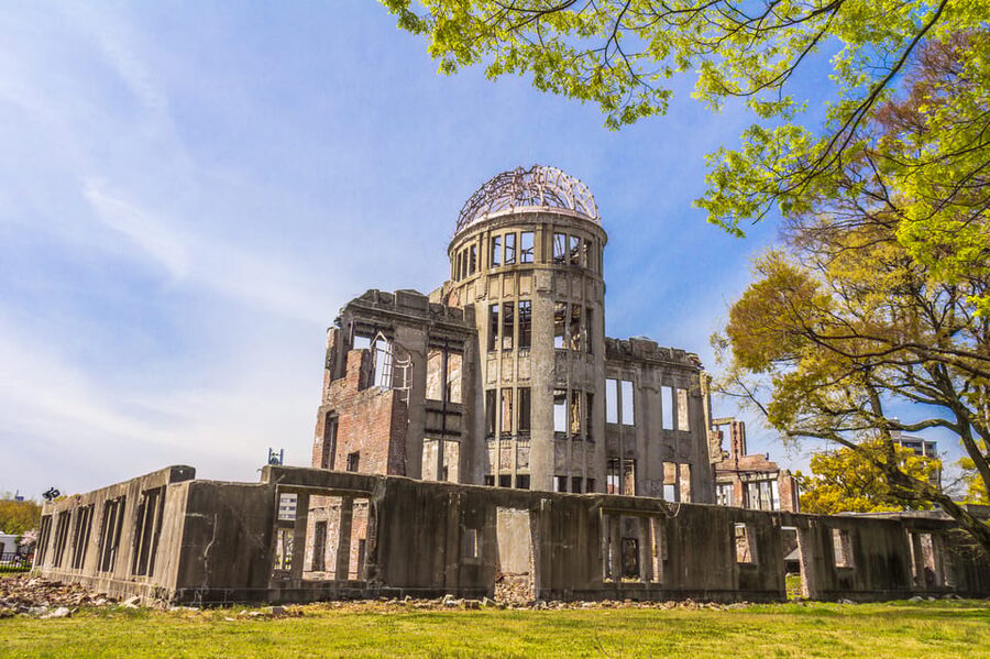 From Hiroshima: Hiroshima & Miyajima 1 Day Tour with Lunch - Ferry to Miyajima and Itsukushima Shrine: the water-gate moment you came for