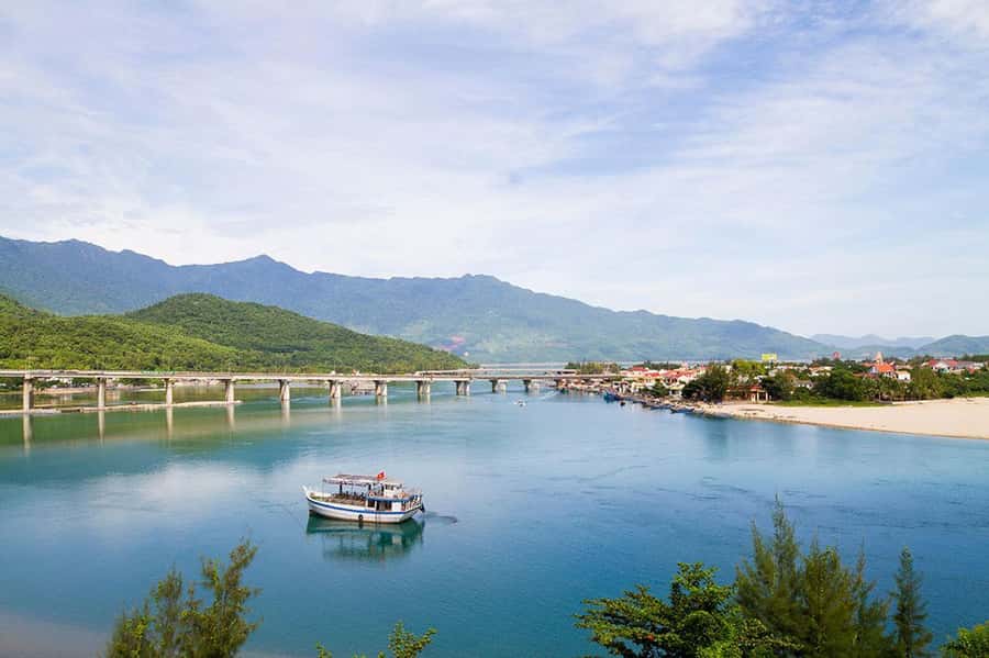 From Hue: Hoi An Guided Bus Tour with 4 Scenic Stops - Money Notes: The $13 Price, What You Get, and What Costs Extra