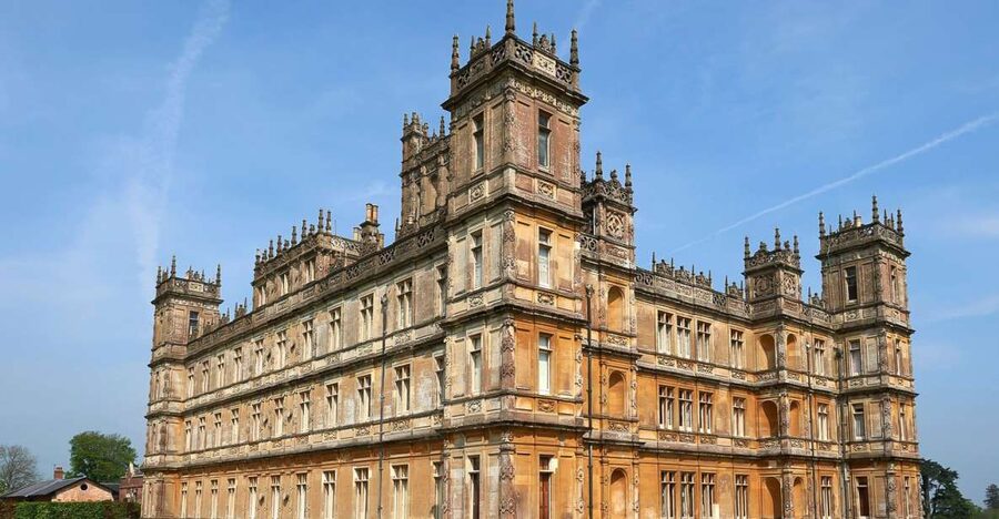 From London: Downton Abbey and Village Coach Tour - Bampton village walk: the filming locations you can actually spot