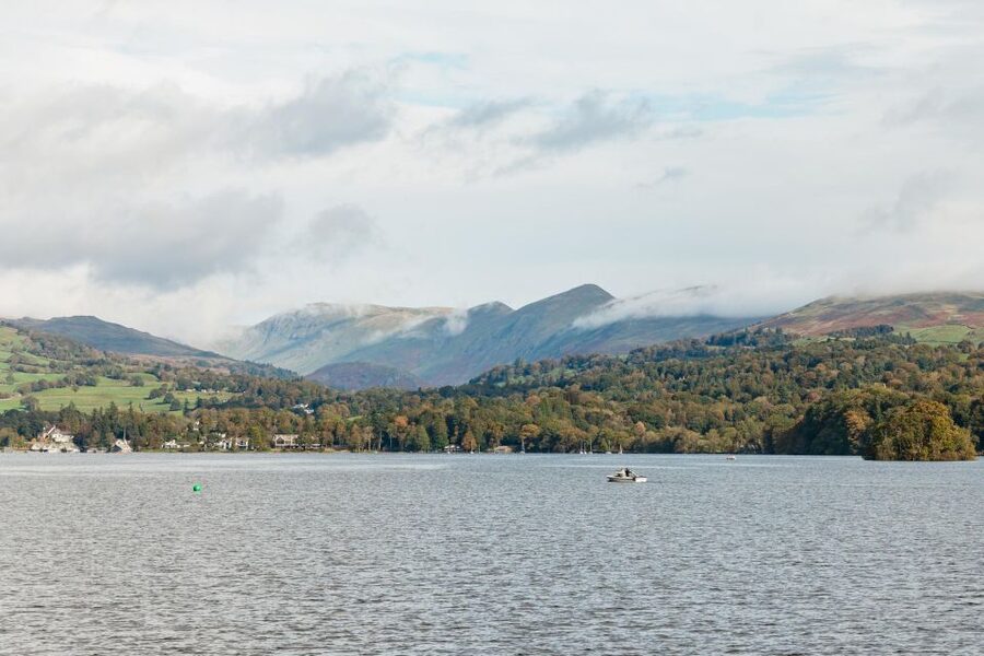 From Manchester: Lake District Bus Tour & Windermere Cruise - Should you book the Lake District Bus Tour and Windermere Cruise?