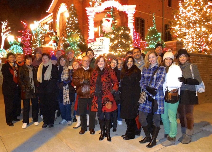 From Manhattan: 4-Hour Christmas Lights Luxury Bus Tour - Starting at Greeley Square: a Midtown pickup that actually works